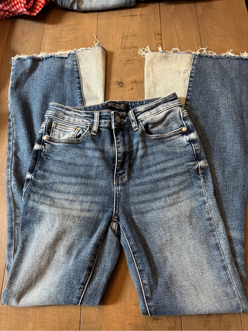 Judy Blue Size 0 24 Flare Jeans 2 Tone Raw Hem